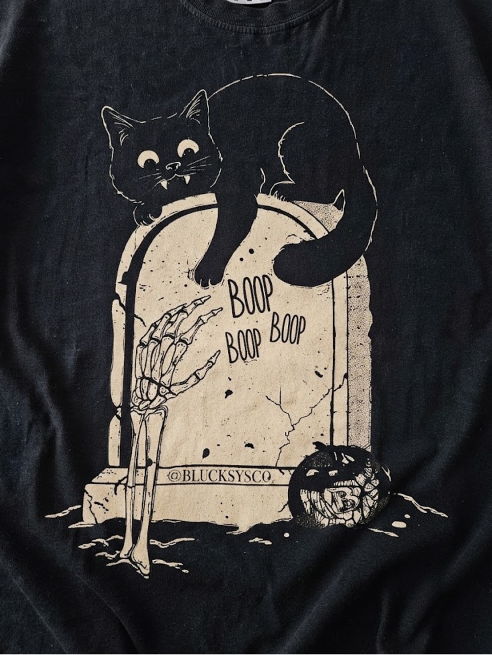 Comfort colors Black Cat Tombstone Graphic Tee - Pets Cat - Picture 2 of 2